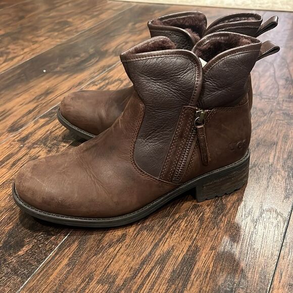 UGG LAVELLE BROWN BOOTS size 8 in EUC brown side zip - Picture 3 of 11